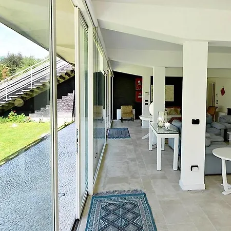 Forte Dei Marmi Zoe Cinquale