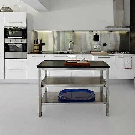 Forte Dei Marmi Zoe Cinquale